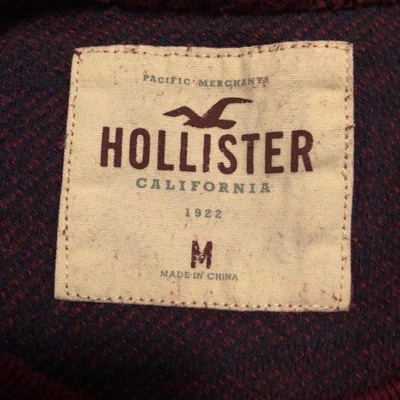Men’s Hollister Crewneck Sweater - Picture 4 of 5